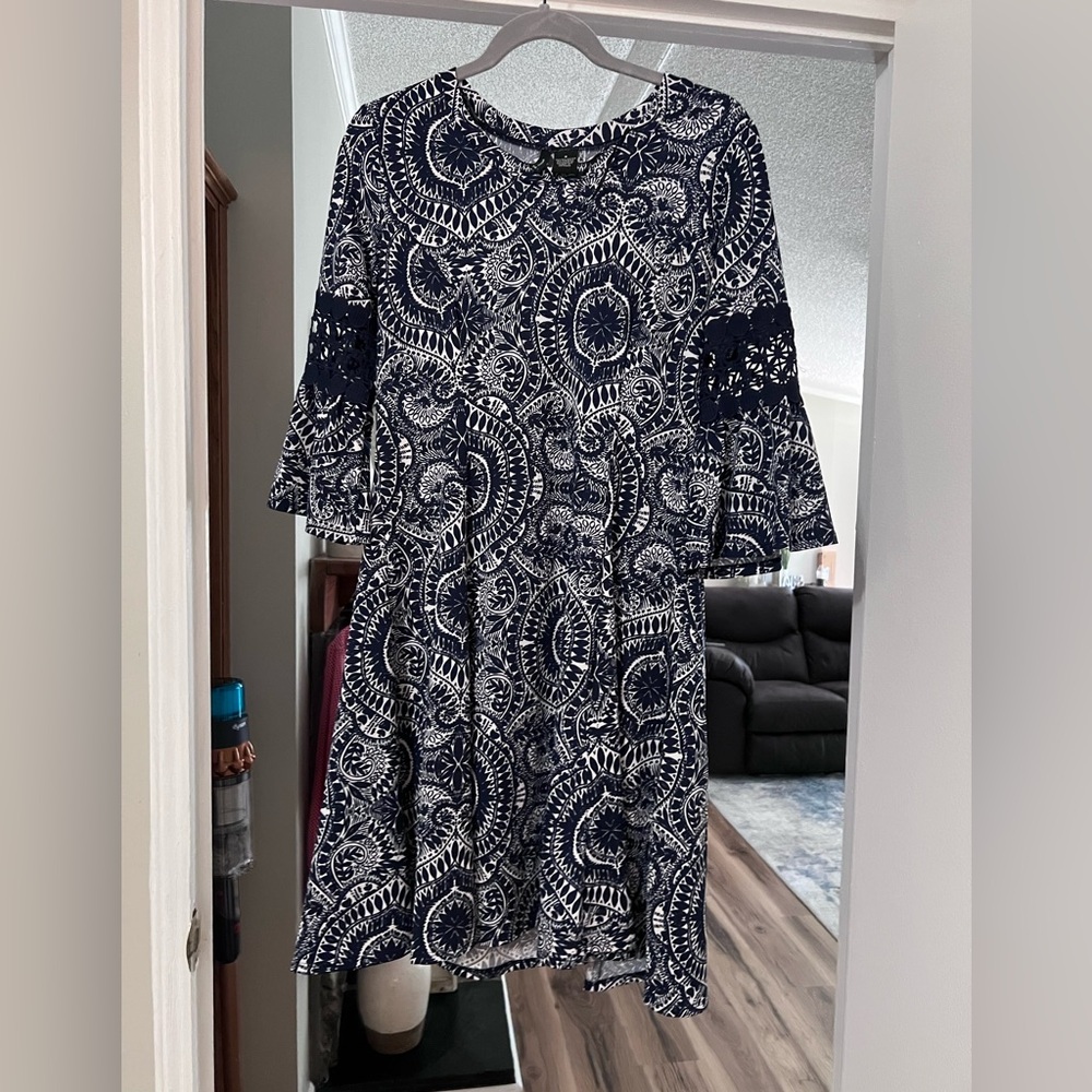 Elegant Navy Blue Patterned Dress
